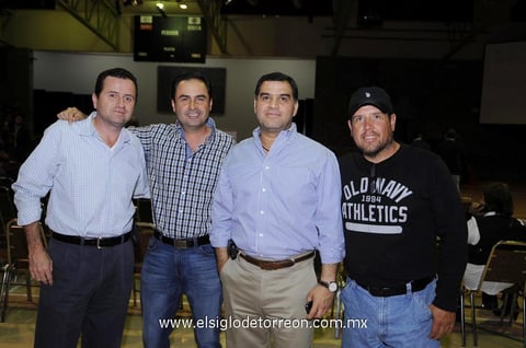 Gerardo , Juan Carlos, Carlos y Ramiro.