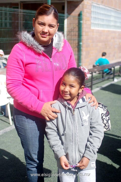 Mariela Marrufo y María Fernanda.