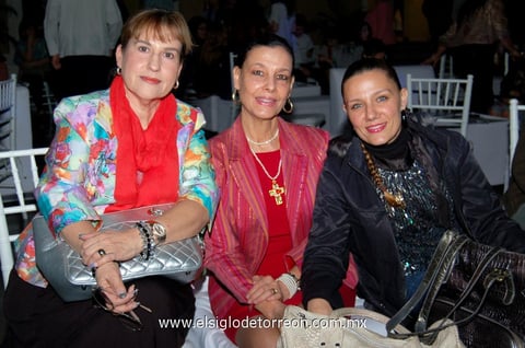 Patricia , Chenis y Nora.