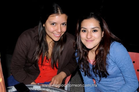 Geo Olivares y Mariana Guerrero.
