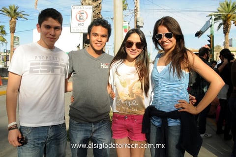 Gerardo , Armando, Damaris y Cecy.
