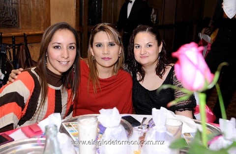 Dulce Frayre, Olga Sierra y Tere Figueroa.