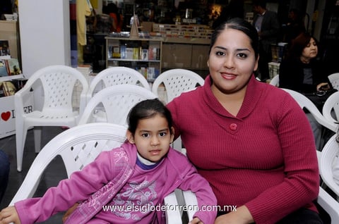Luisa  y Eva.
