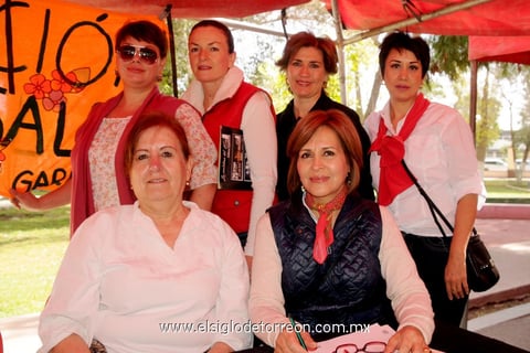 Socias  del Club de Jardinería Gardenia.