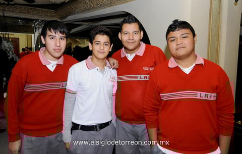 Luis, Kevin, Brandon y Misael.