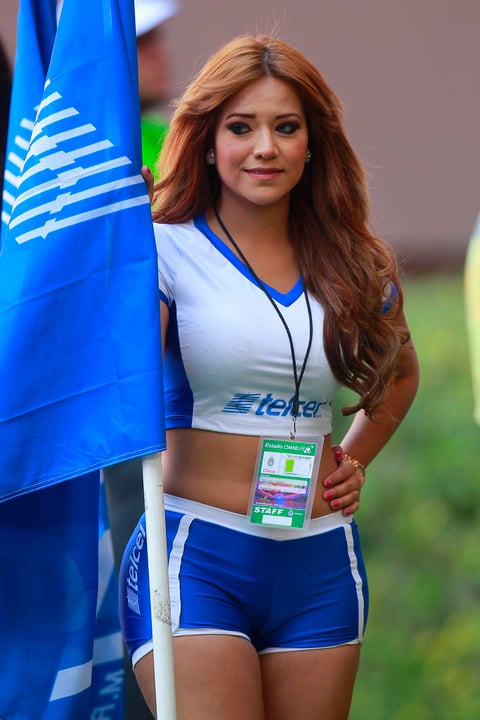 GUADALAJARA, MEXICO - MARZO 10: Edecan de Telcel, durante el juego de la jornada 10 del Torneo Clausura 2013 de la Liga MX en el Estadio Omnilife el 10 de Marzo de 2013 en Guadalajara, Mexico. (Foto: Jorge Barajas/JAM MEDIA)