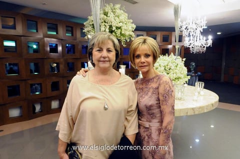 Magaly y Rebeca.