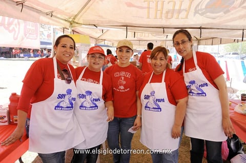 Nancy,  Carmen, Mary Cruz, Lorena y Silvia.