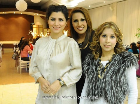 Irlanda , Janeth  y Martha.