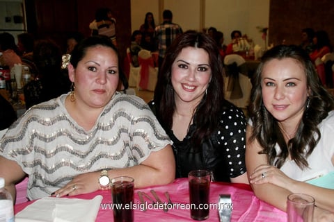 Cecy,  Coco y Doña Coco.