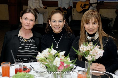Malena , Yola y Rocío.
