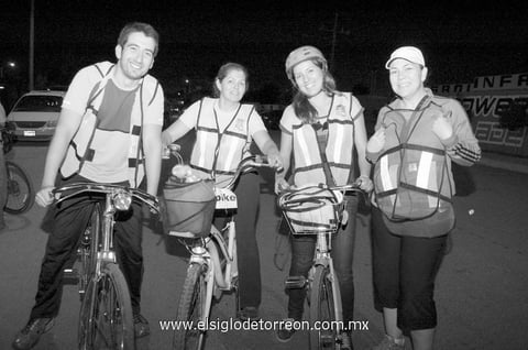 Miguel,  Martha y Sandra.