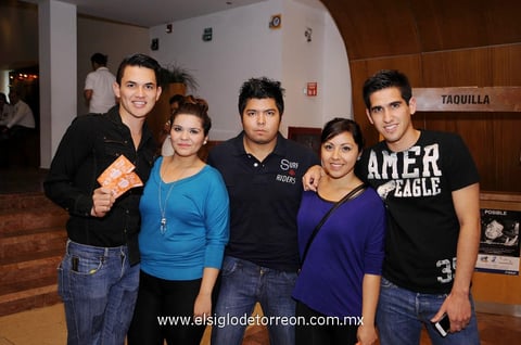 Leonardo,  Wendy, Hugo, Cynthia y Rubén.