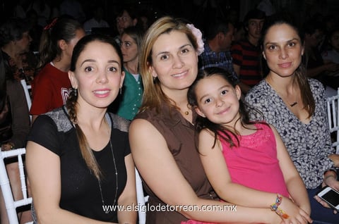 ana Cristina, Monse, Sandra y Cristina.