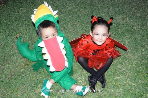 DIEGO  y Andrea.