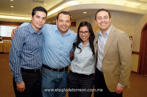 Alfonso,  Homero, Samantha y Rubén.