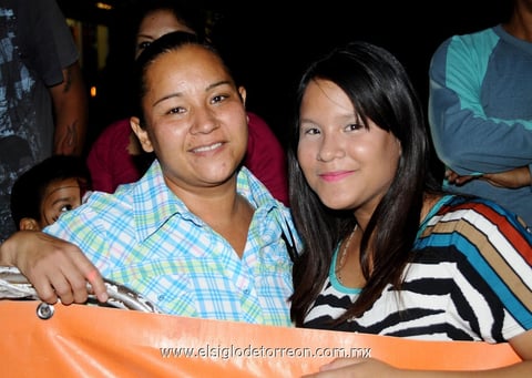 Verónica Lozano y Mary Cruz Esparza.