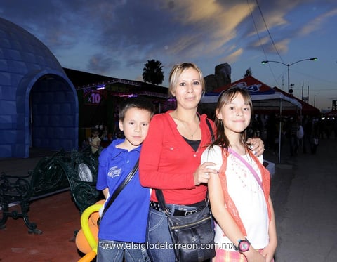 GAEL  Ernesto, Laura Patricia y Karime.