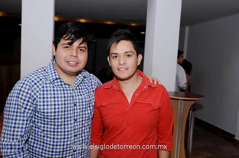 HéCTOR  y César.