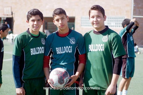 Enrique, Jorge y Alan.