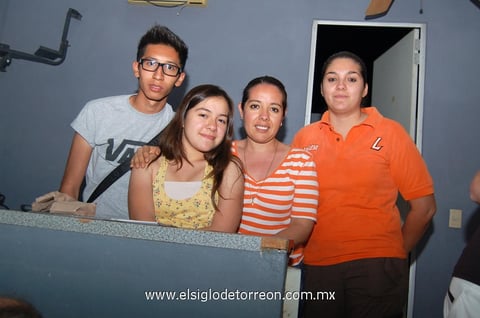 Carlos René  Silva, Lorena M. Balarezo, Lorena Balarezo y María Tovar.