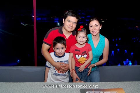 Alejandro, Rafael, Sofi y Claudia.