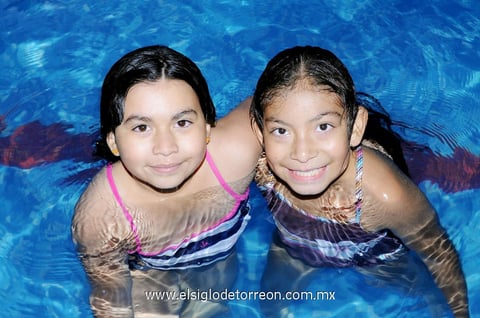 ALEXA  y Paola Ontiveros.