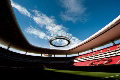 El Estadio Omnilife fue la sede del Clásico del futbol mexicano. (Jam Media)