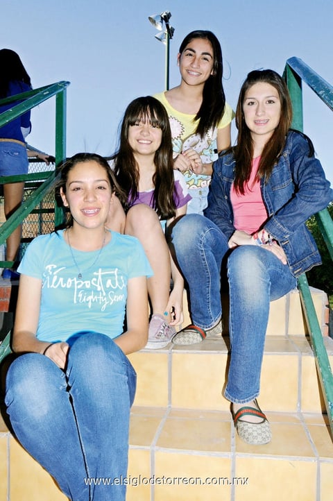 Saida Sáenz, Sofía Carriedo, Daniela Tinoco y Paola Aguado.