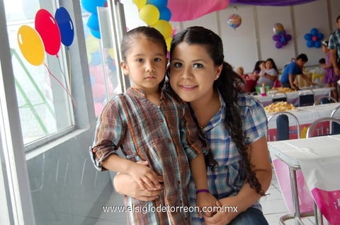 Enrique , Nicolás y Magdalena.