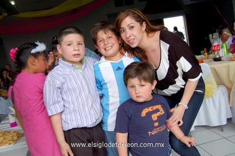 Alejandro , Max, Leo y Margarita.
