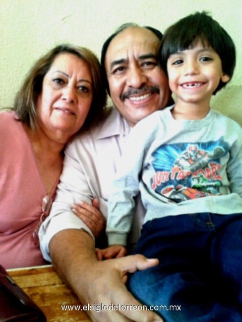 Kevin,  Daniel, Natalia y Zury.