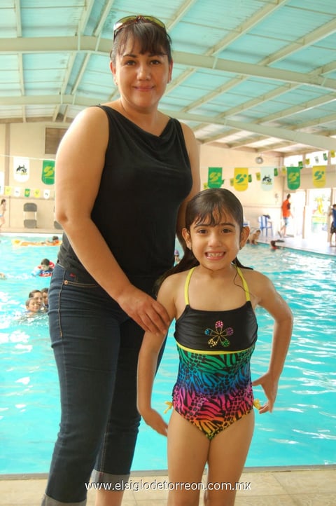 Liz  y Fabiola.