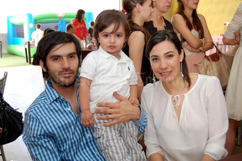 Alberto, José Emilio y Andrea.