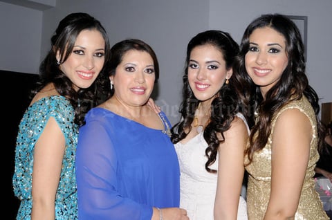 Deniss, Cony, Daniela y Dafne.