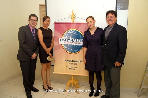 Gabriela García, Arturo Braña y Francisco Mora.