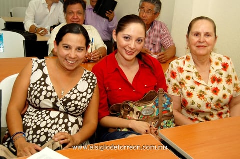 Carlos  de la Cruz Rodríguez, Isela Quiñones, Brenda Alanís y Pedro Cañedo.