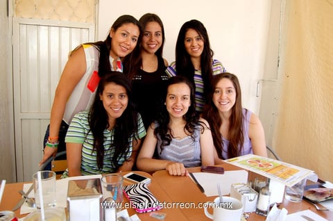 Ilse , Jéssica, María, Karla, Ana Lucía y Ana Medina.