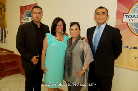 Damián, Sofía, Paty y Juan.