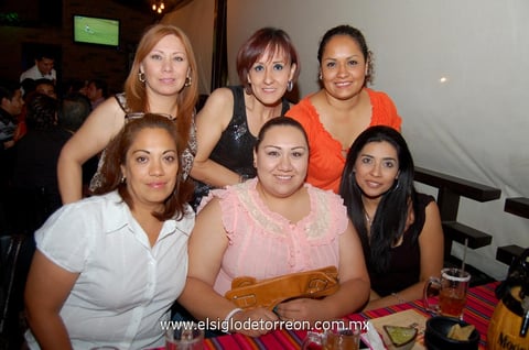 Claudia , Susana, Paola, Marina, Anel y Xóchitl.