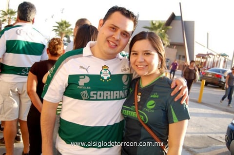 Mariana,  Josué y Fernando.