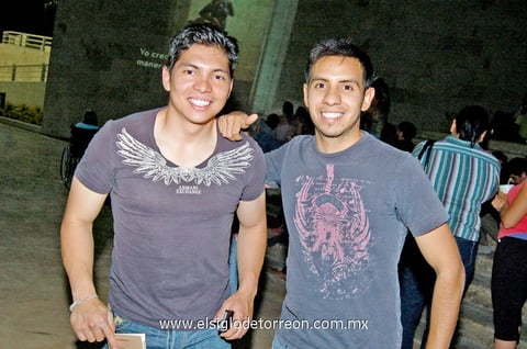 Juan y Tavo.