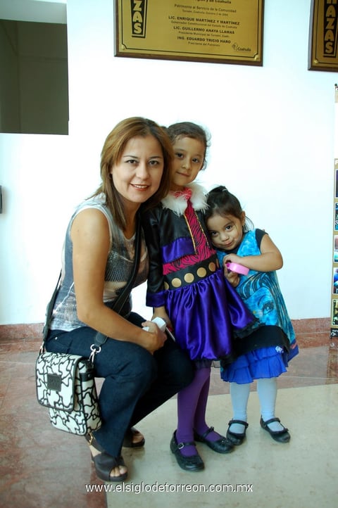 Aidé , Arlette y Emily.