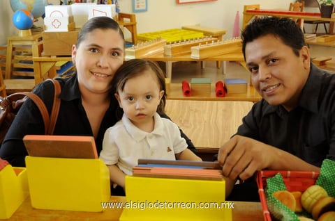 Ana Karenina  Rodríguez, Román y Karim Moreno.