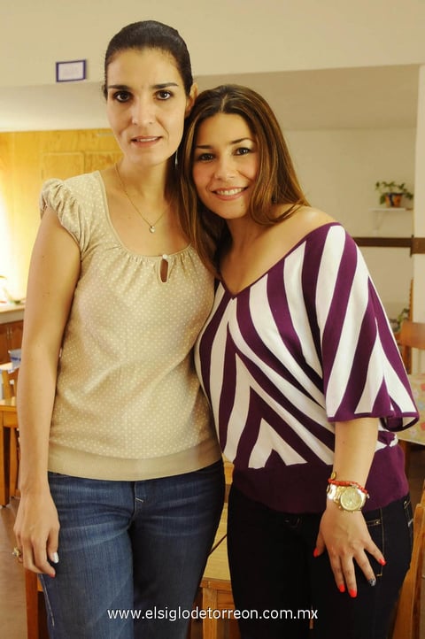 Mariestela  de Fernández y Eunice.