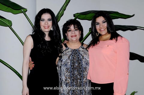 Laura  Daniela Carrillo Ramos, Laura Danae Carrillo Ramos y Laura Elena Ramos de Carrillo.