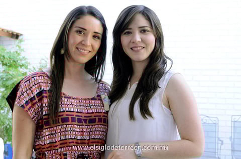 Janeth  y Maripaz Delgado.