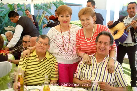 Guadalupe , Rigoberto, Olivia y Rafael.