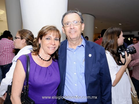 Juana María V. de Rodríguez y Rafael Rodríguez.