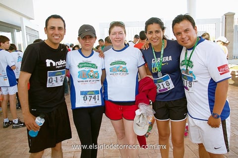 Juan Pablo, Sofía, Perla, Graciela y Carlos.